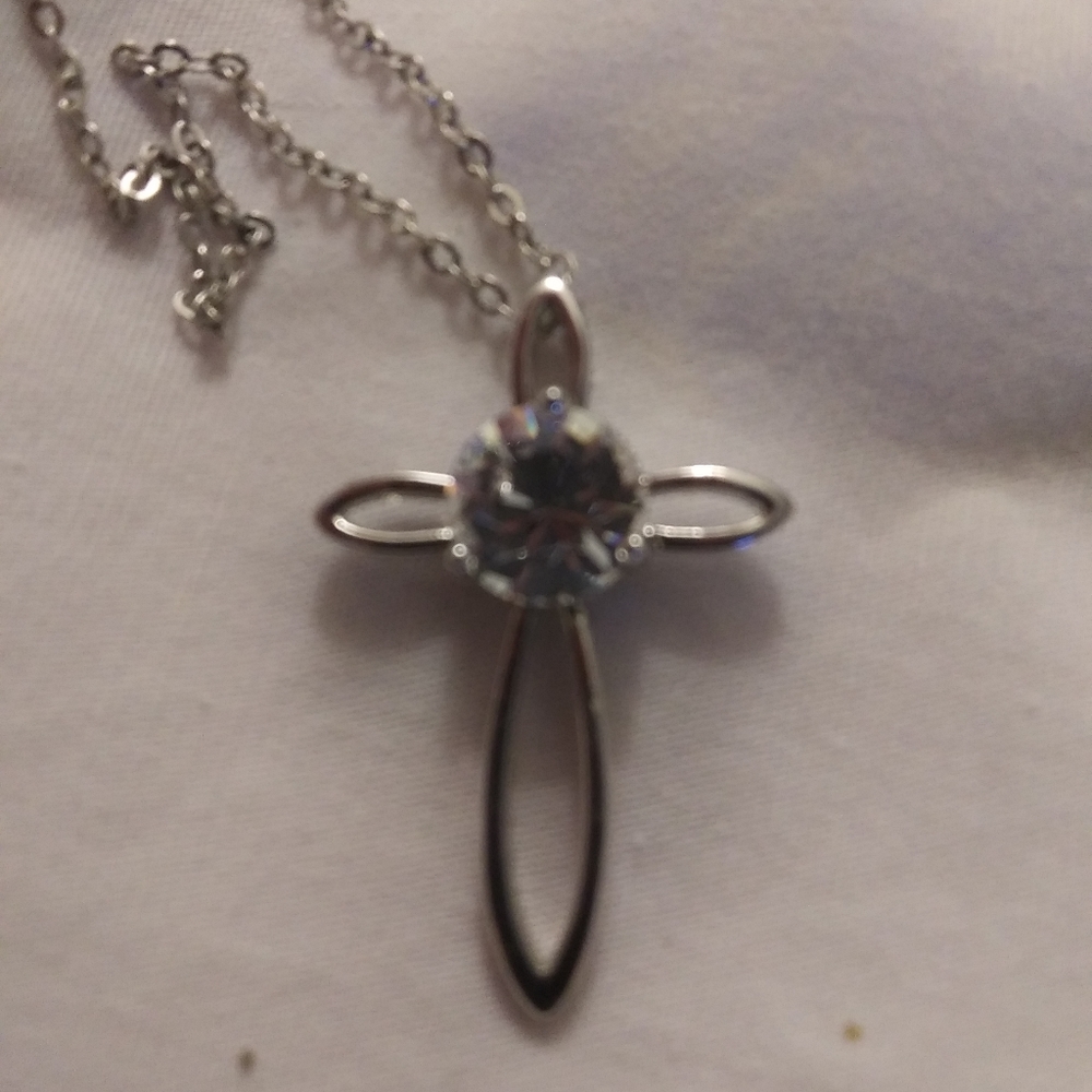 Necklace - Picture 3 of 4